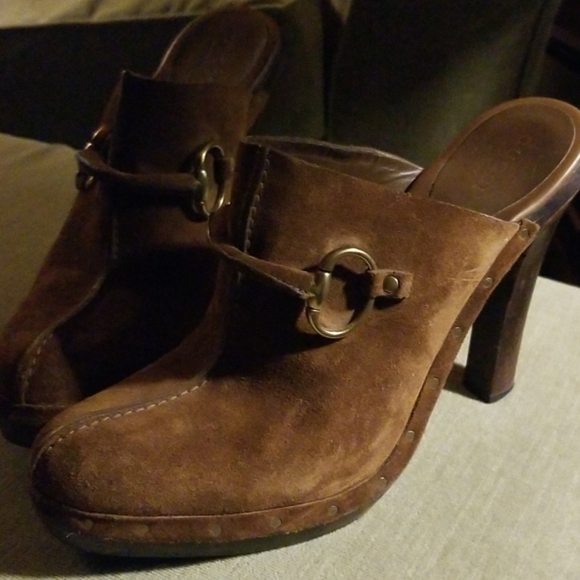 pairs Gucci shoes - Picture 1 of 1
